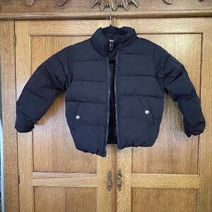Forever 21 Kids Black Puffer Coat. Size 5/6